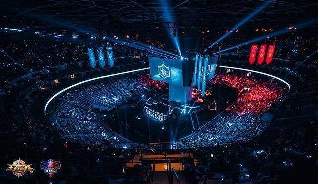 另一方面 另一方面