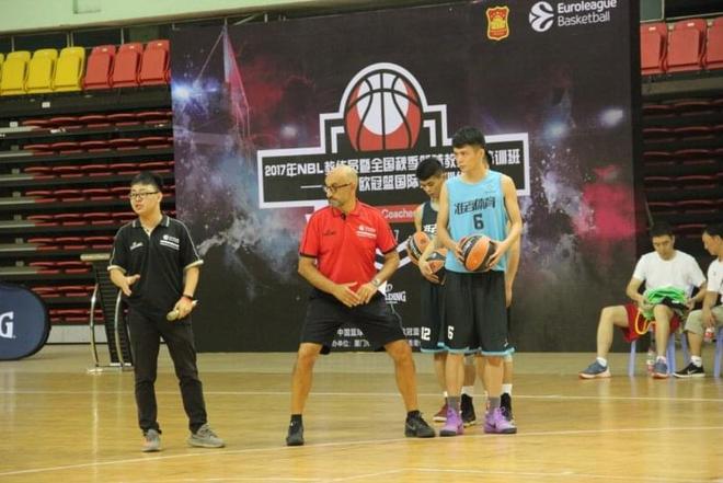 硬推故事 硬推故事