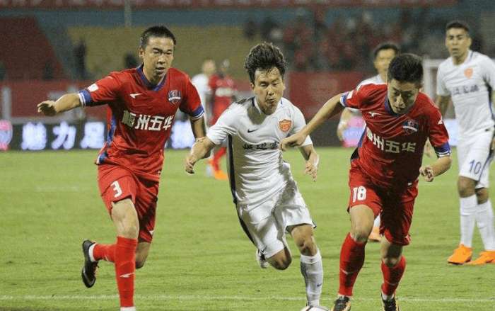 随之出现两 随之出现两