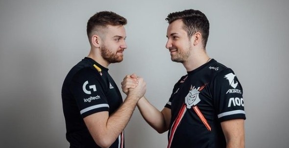 群改变进攻 群改变进攻